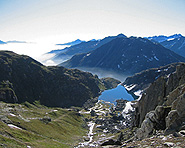 Quelle des Rheins - der Tomasee