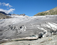 Glacier du Rhône et sa grotte de glace
