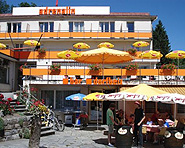 Adrenalin Backpackers Hostel